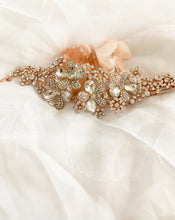 Load image into Gallery viewer, Rose Gold Wedding Hair Comb
