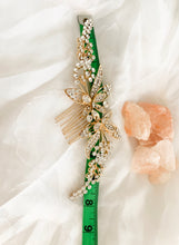 Load image into Gallery viewer, Gold wedding hair comb flowers with leaves and rhinestones
